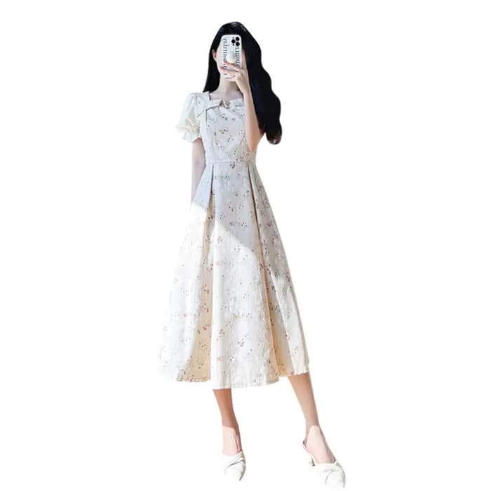 量産型/参戦服/推し活 細見え引き立てるアプリコットワンピース。スクエアカラーが気品を演出♡
