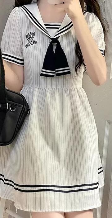 量産型/参戦服/推し活 女子へ!ふわっと広がるワンピース