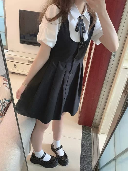 量産型/参戦服/推し活 ギャザースカートに大き目ボタン♡セットアップ