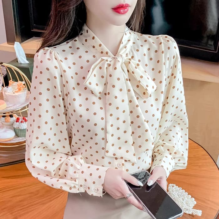 量産型/参戦服/推し活 ふんわりドット柄シフォン♡ブラウス