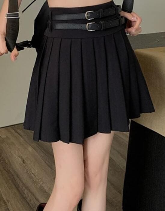 量産型/参戦服/推し活 なプリーツスカート!甘くてクールな2本ベルトがアクセント♡