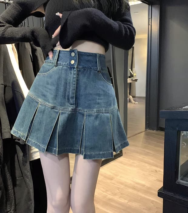 量産型/参戦服/推し活 デニム生地の女子向け細見えスカート♡