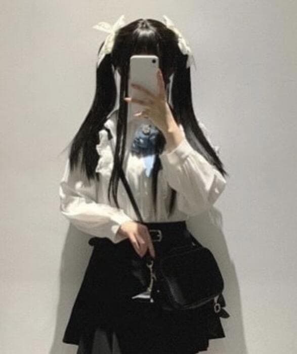 量産型/参戦服/推し活 リボンが特徴的!肩の透け感がかわいいブラウス