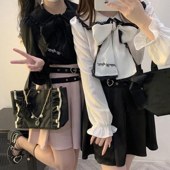 量産型/参戦服/推し活 大きめレースボウタイリボンブラウス