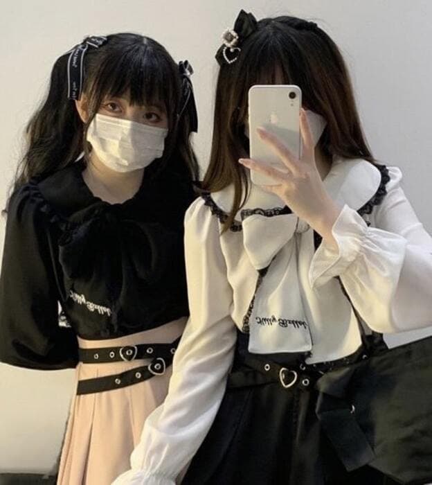 量産型/参戦服/推し活 大きめレースボウタイリボンブラウス