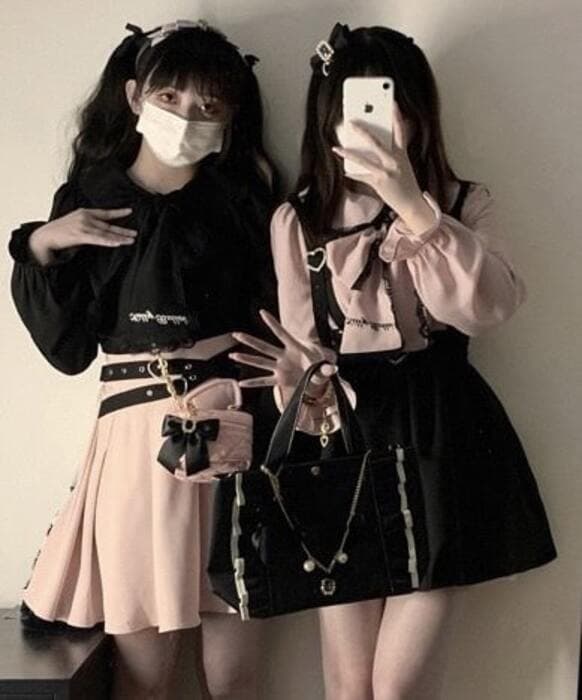量産型/参戦服/推し活 大きめレースボウタイリボンブラウス