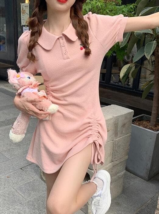 量産型/参戦服/推し活 胸元のワンポイントがかわいい!丈短めワンピース