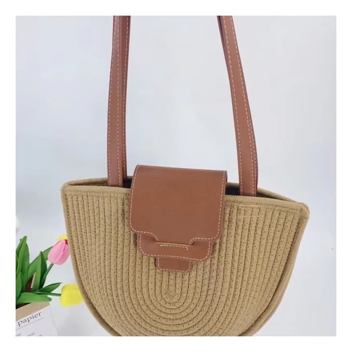 量産型/参戦服/推し活 夏におすすめ!麦わら風の肩掛けかごバッグ