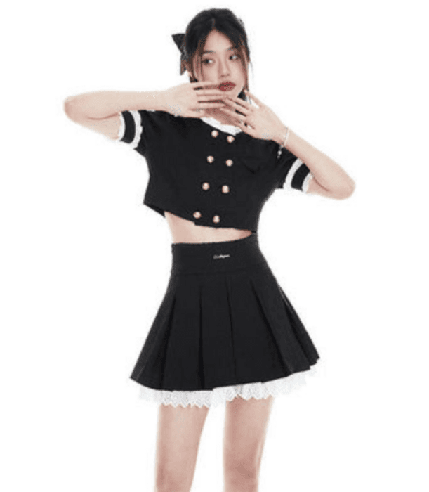 量産型/参戦服/推し活 フリルがアクセントのセットアップ