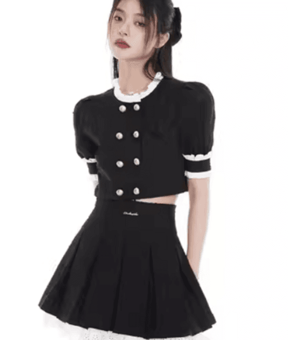量産型/参戦服/推し活 フリルがアクセントのセットアップ