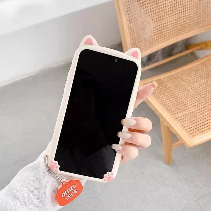 量産型/参戦服/推し活 肉球チャーム付きの猫型スマホケース
