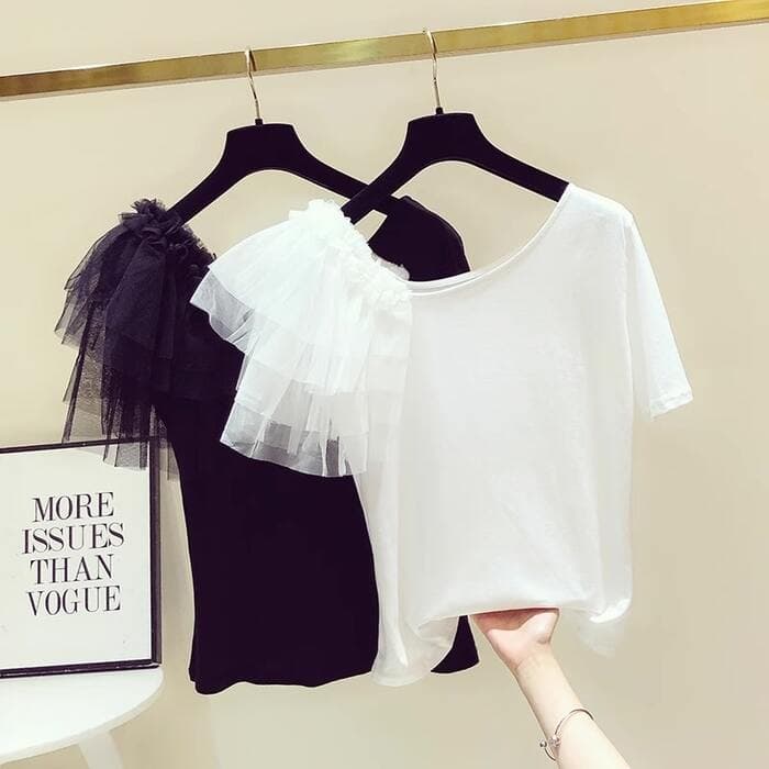 量産型/参戦服/推し活 アシンメトリーデザインが可愛い!袖フリルTシャツ