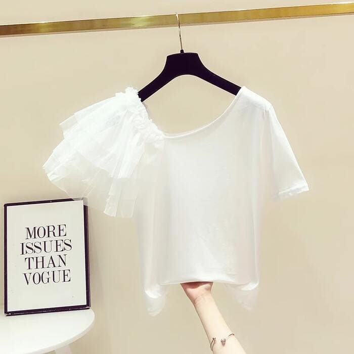 量産型/参戦服/推し活 アシンメトリーデザインが可愛い!袖フリルTシャツ