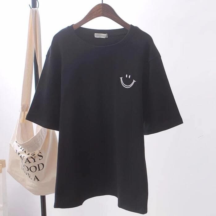 量産型/参戦服/推し活 スマイルマークがアクセントのビッグシルエットTシャツ