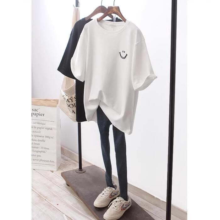 量産型/参戦服/推し活 スマイルマークがアクセントのビッグシルエットTシャツ