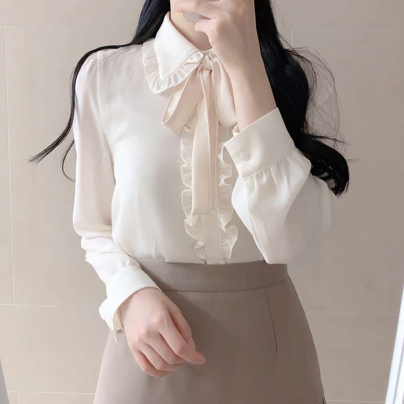量産型/参戦服/推し活 エレガントフリルタイブラウス