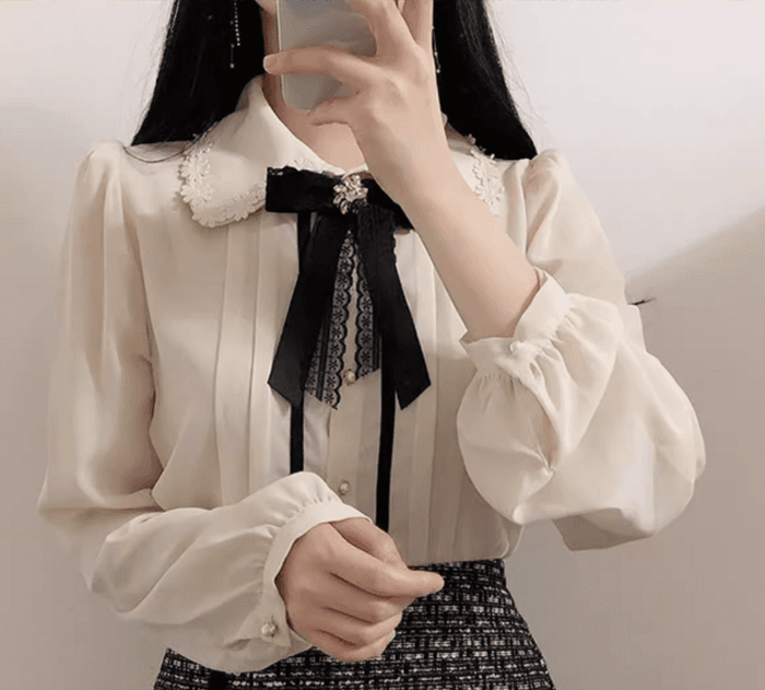 量産型/参戦服/推し活 フリルレースストライプブラウス