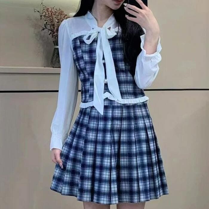 量産型/参戦服/推し活 ボウタイブラウスチェックタイトワンピース